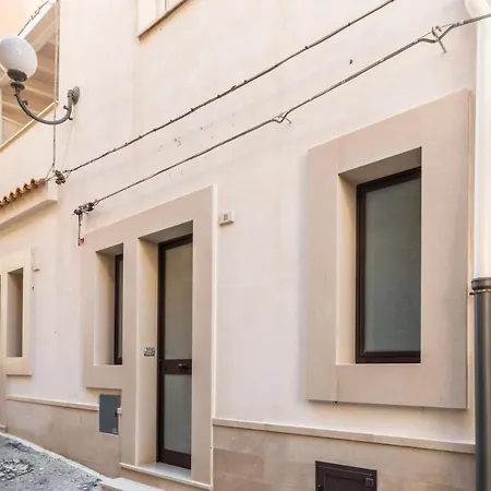 Apartment The Bell Comiso